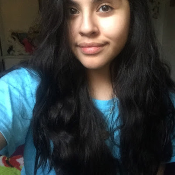 Meet your Posher, Lizbeth - Picture 1 of 1